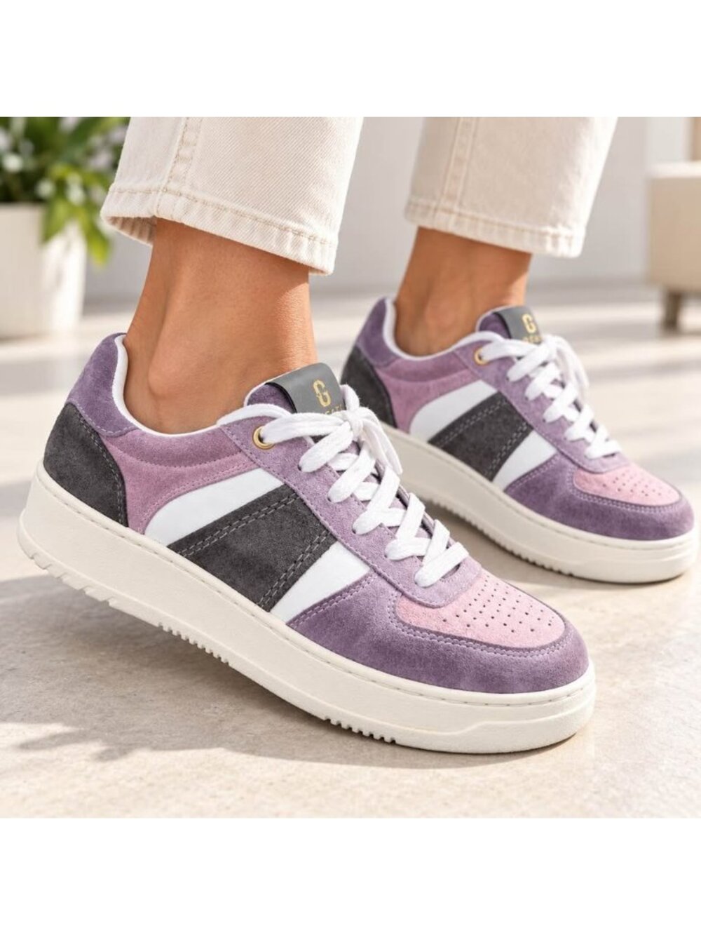 GREATS Brooklyn Women’s Suede Leather Sneakers Size 7 Made in Italy